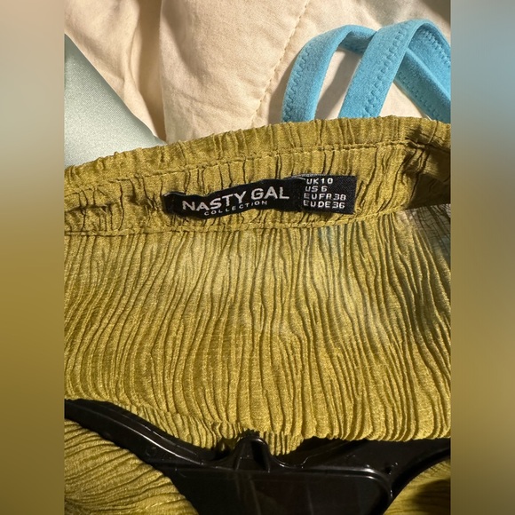 NWT NASTY GAL BEACH BUTTON DOWN AND TROUSERS - Picture 2 of 10